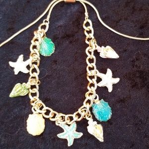 Adjustable seashell charm bracelet